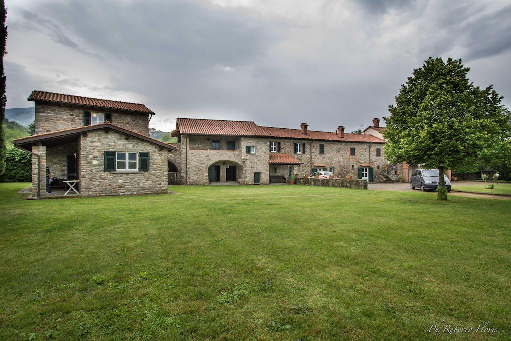 Coriana Apartments & Villas Mulazzo 外观 照片